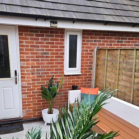The Cosy Pod Studio - Short Stay In Salford Salford (Greater Manchester) Exterior foto